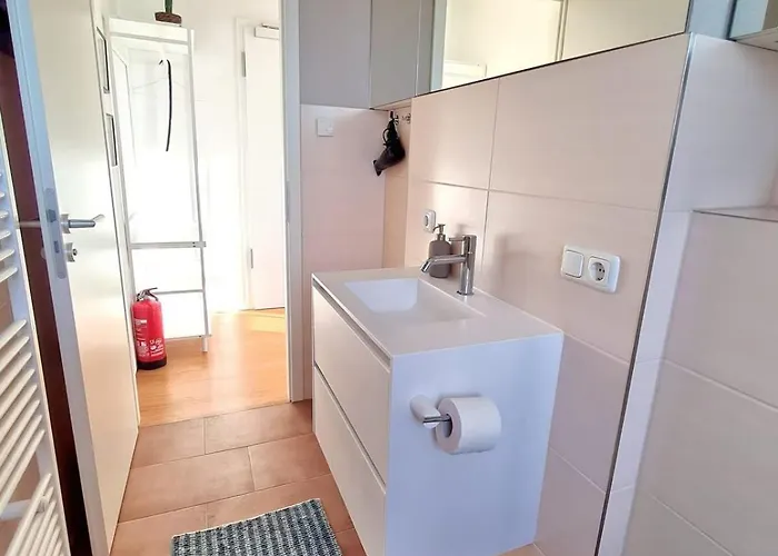 Urban Living - Floor